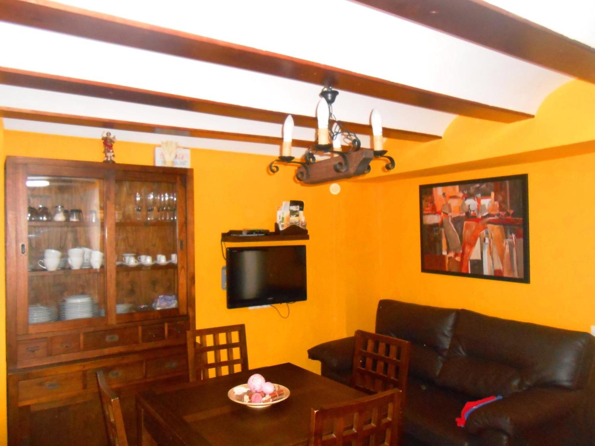 Casa Navarrete El Cuervo (Aragon)